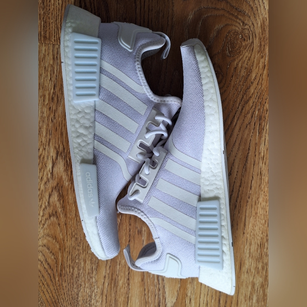 adidas Women's NMD R1 Primeblue Triple White Skate Shoes/Sneakers Size 9 US - Picture 14 of 16